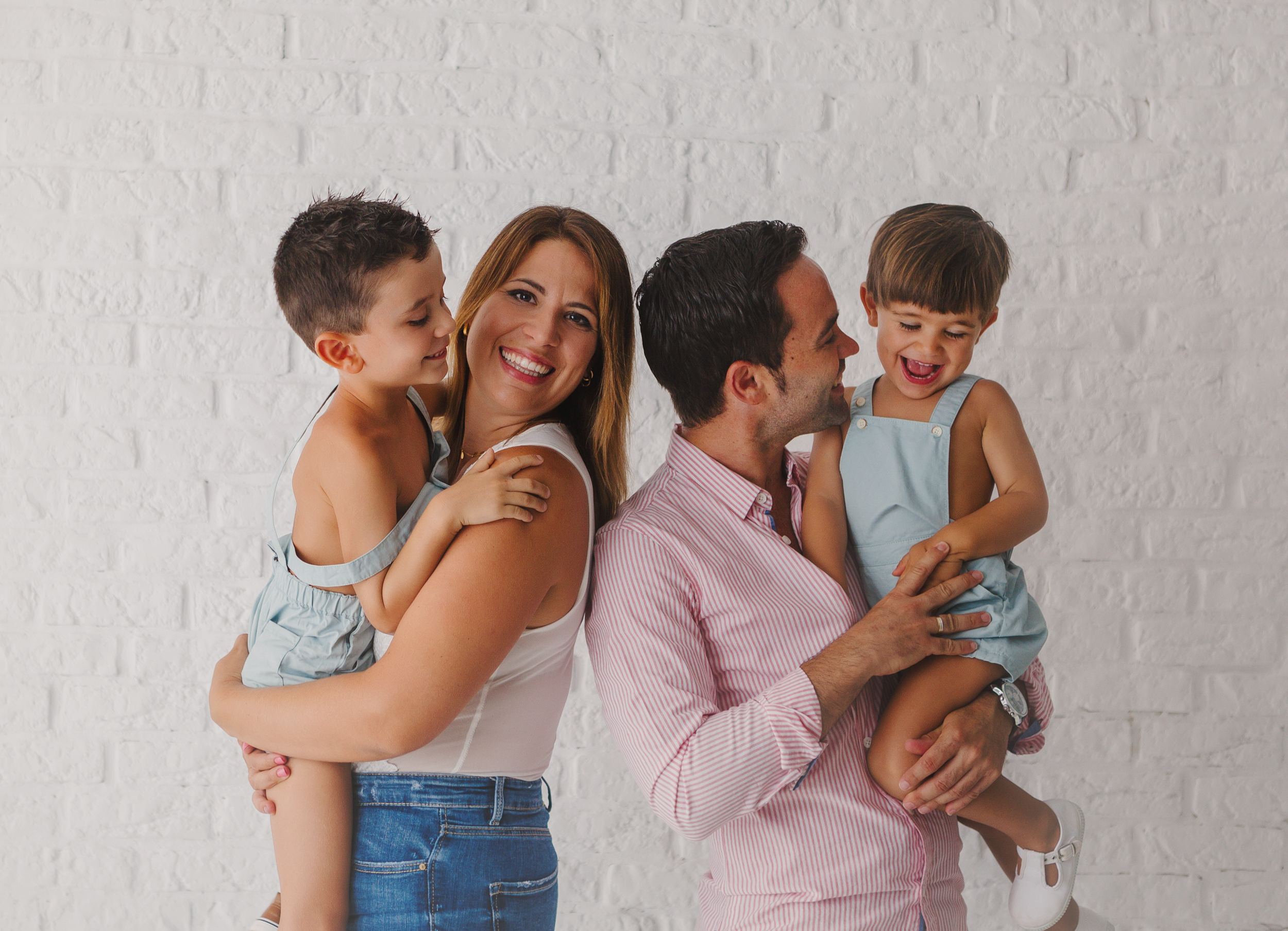 Sesión de fotos familiar en Cartagena - El Estudio de Felipe