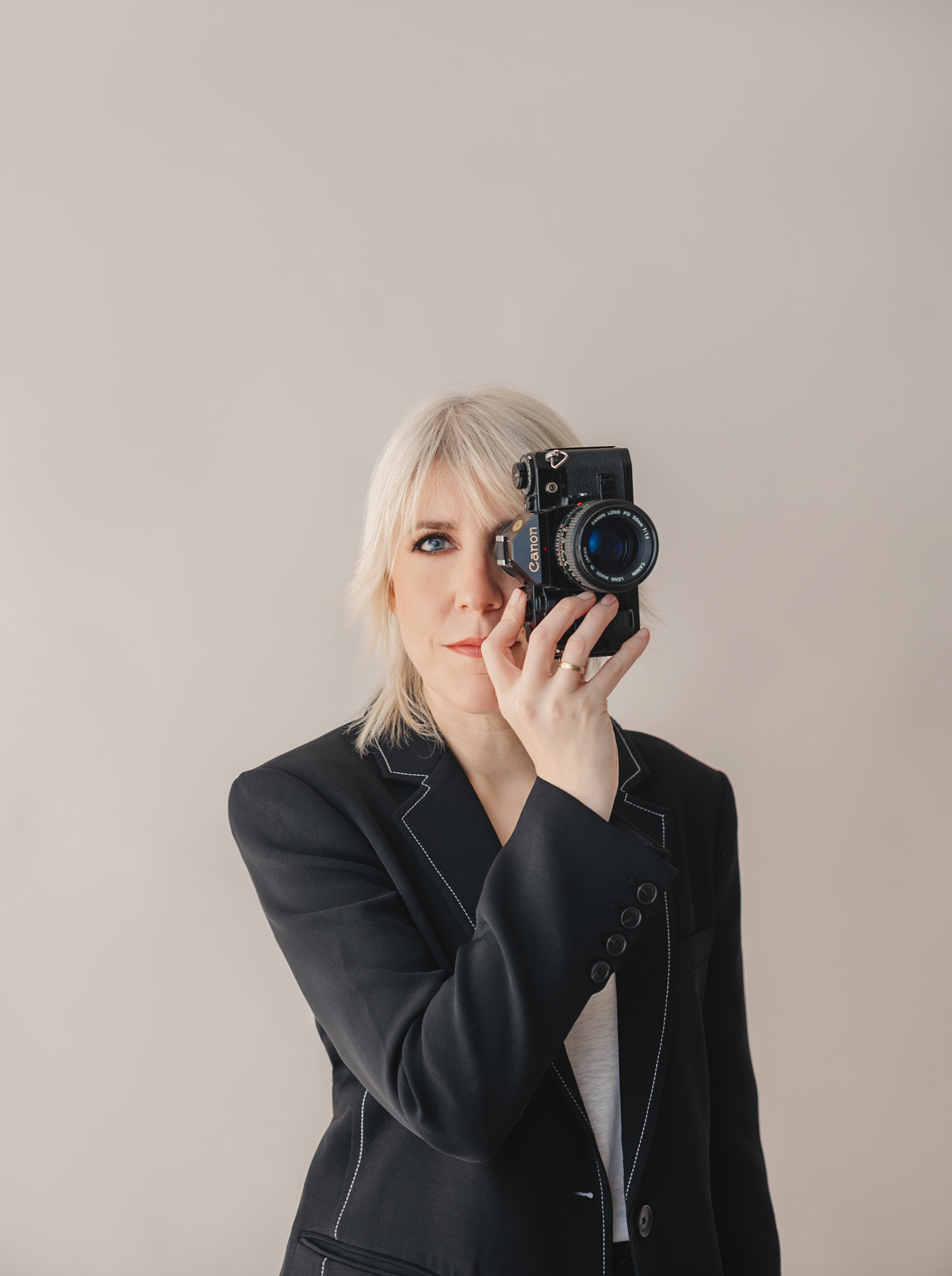 Retrato con cámara - Fotografía profesional Cartagena